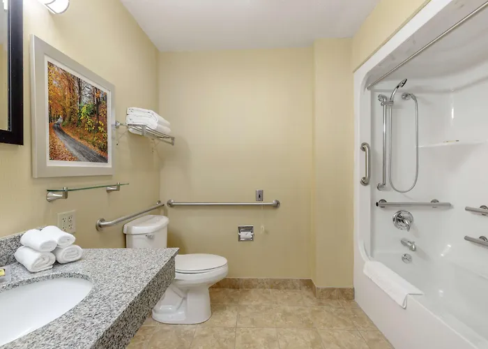Best Western Plus New England Inn & Suites